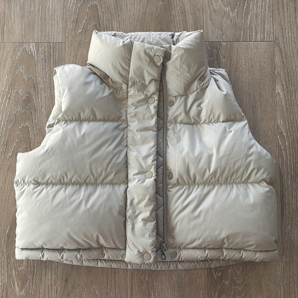 lululemon athletica Cream Puffer Vest